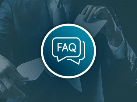 Wir erklären im Gründer FAQ, wann du als Arbeitgeber Bewerbern absagen darfst.