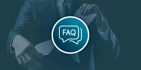 Wir erklären im Gründer FAQ, wann du als Arbeitgeber Bewerbern absagen darfst.
